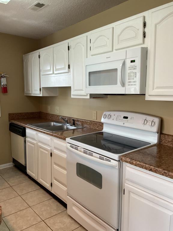 210 Double Eagle Dr - Photo 5 of 20