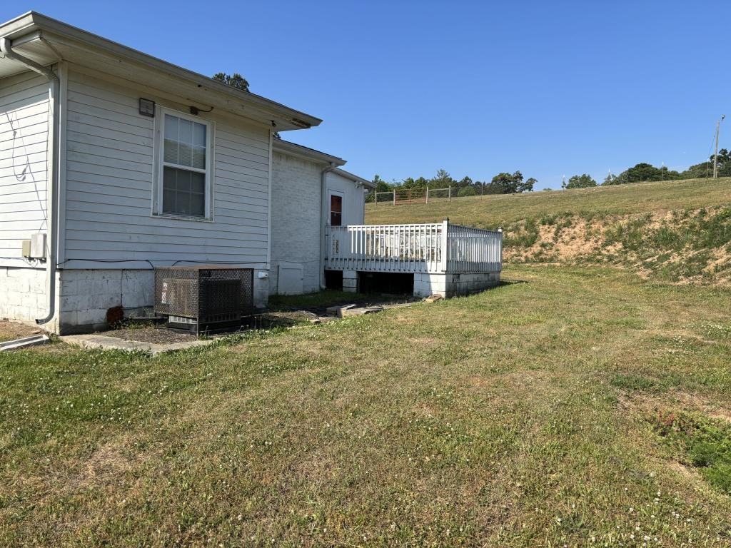 1973 Bethsaida Rd - Photo 4 of 15