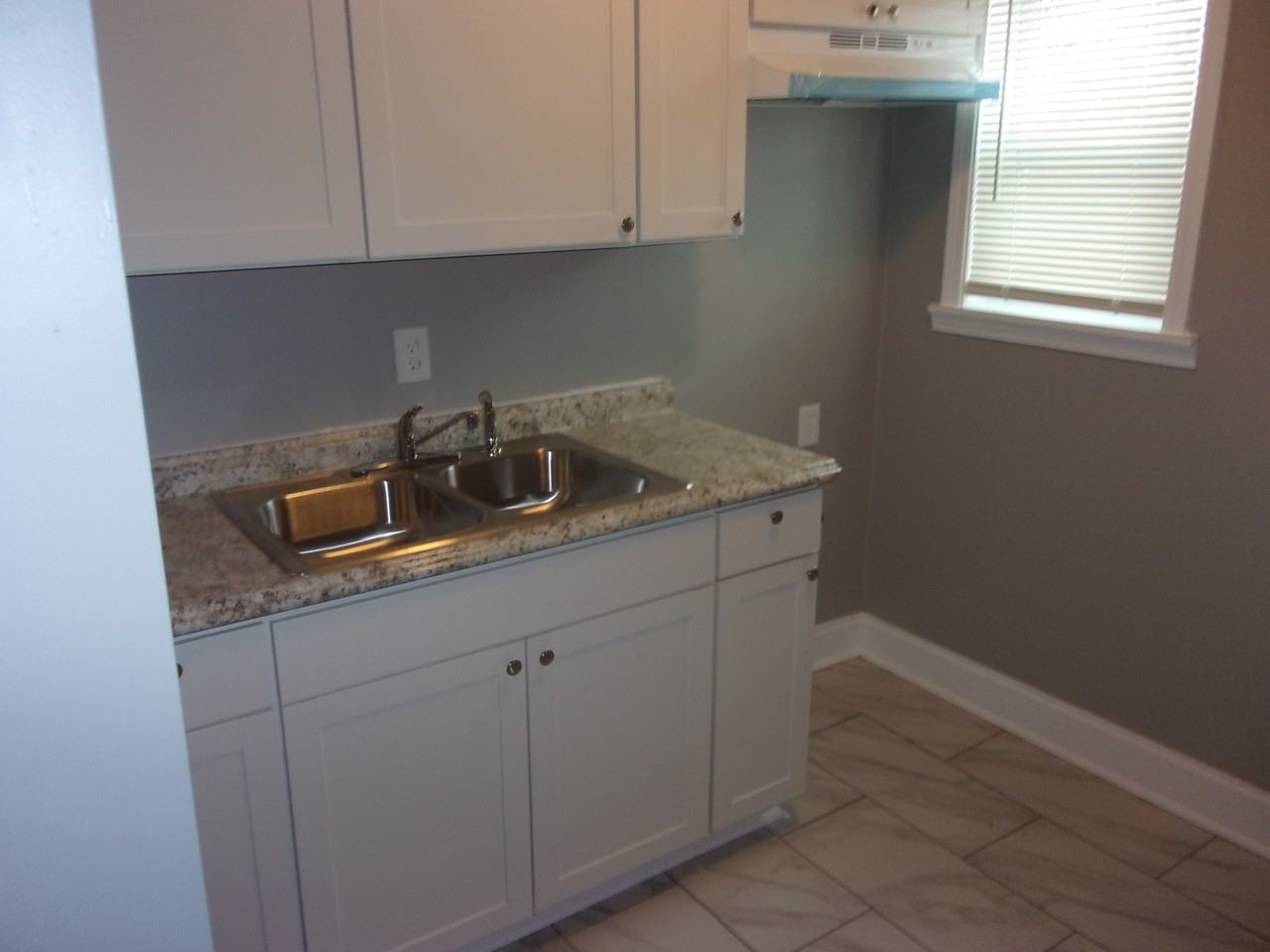 24 W Colorado Ave #4 - Photo 7 of 13