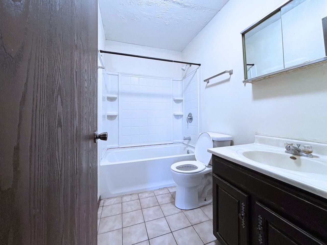 601 Oak Glen Dr #7 - Photo 6 of 11