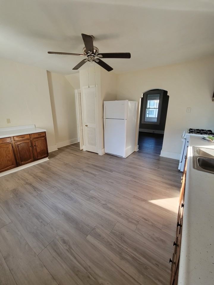 1205 Priestley Ave - Photo 7 of 11