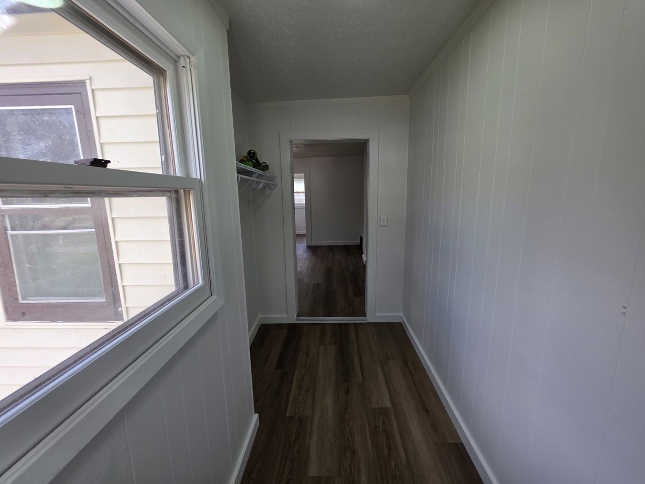 231 Tindolph Ave N - Photo 2 of 32