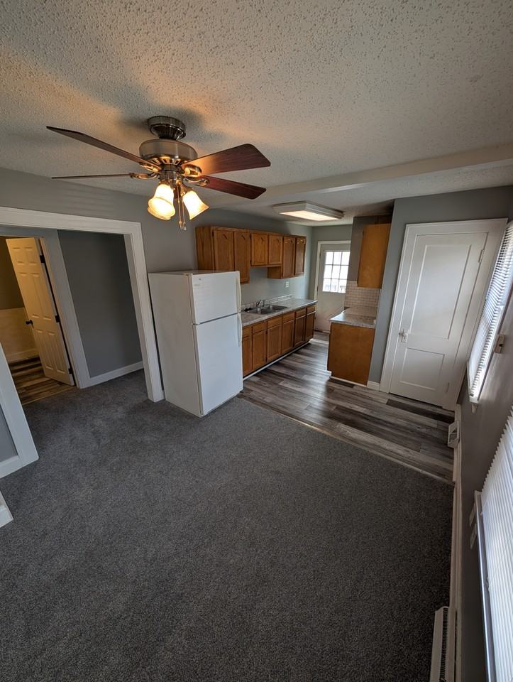 404 S Mcclun St - Photo 7 of 21