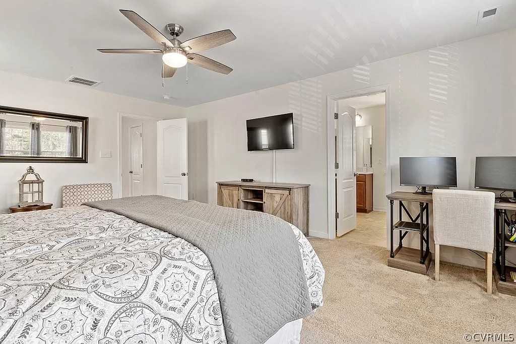 16913 Thornapple Run - Photo 5 of 22