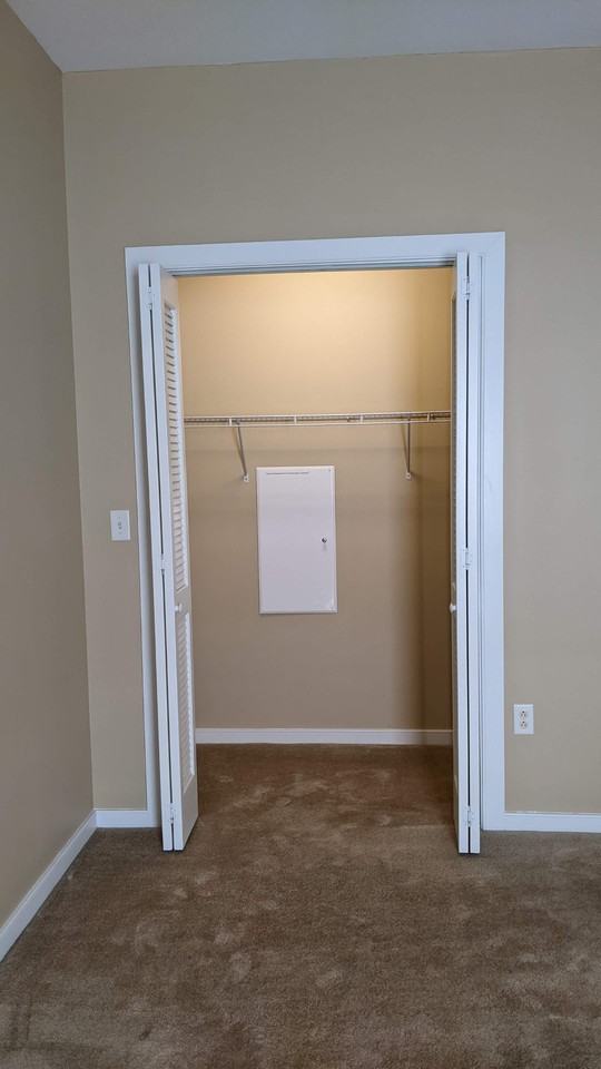 20 Livingston Ave #1 - Photo 4 of 10