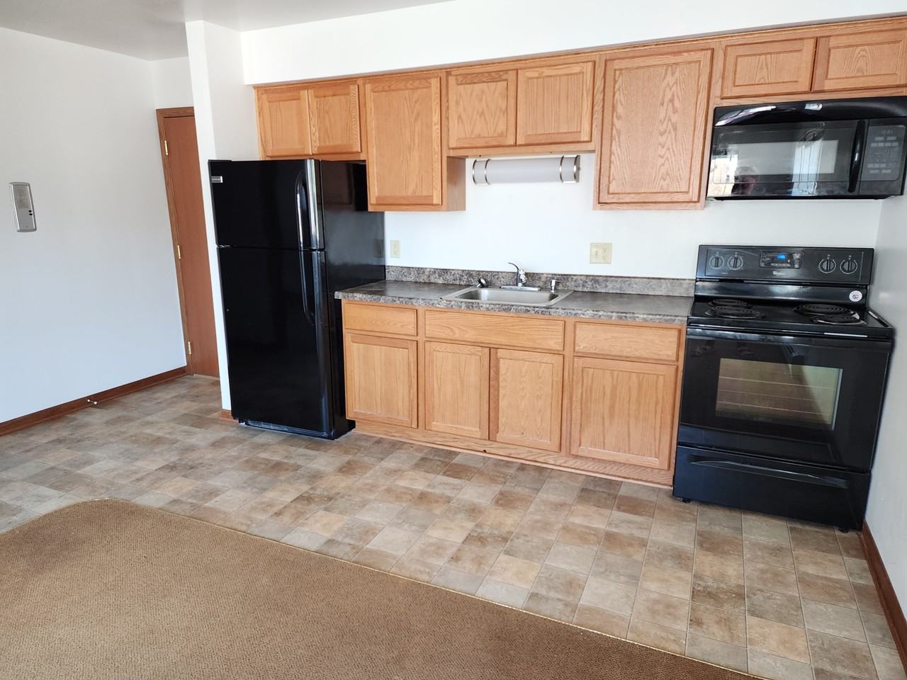 6406 W Lincoln Ave #21 - Photo 2 of 5