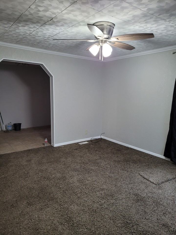 1020 7th St - Photo 2 of 26