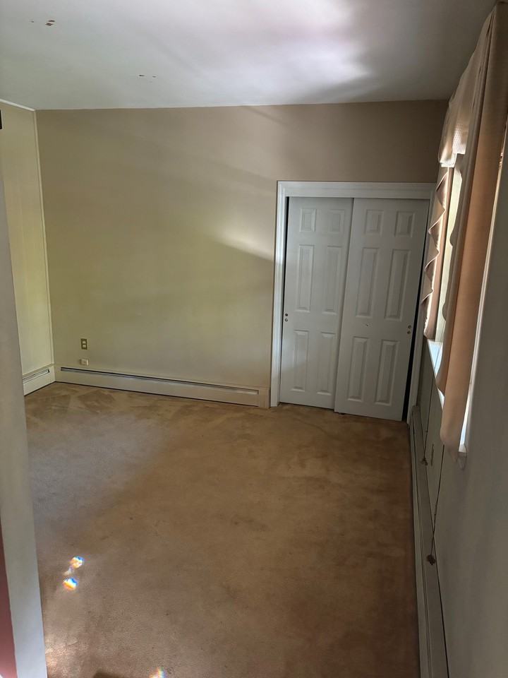3302 Heritage Dr - Photo 3 of 18