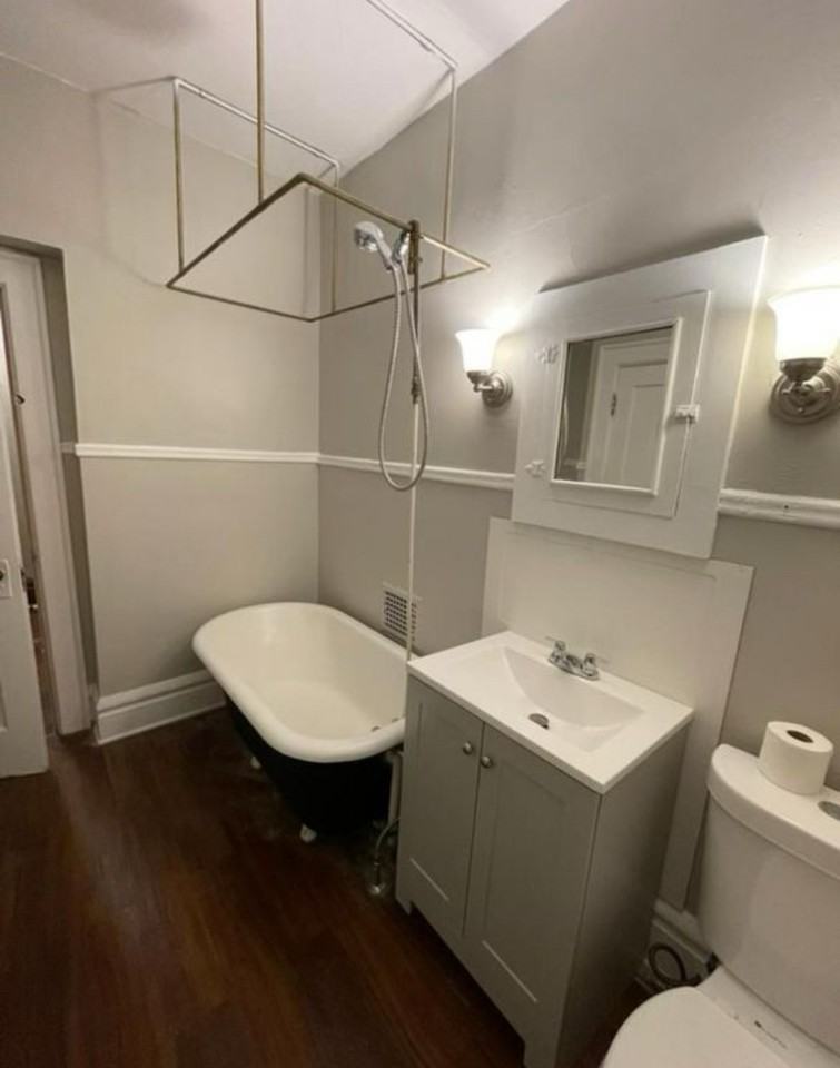 876 Dennison Ave - Photo 3 of 8