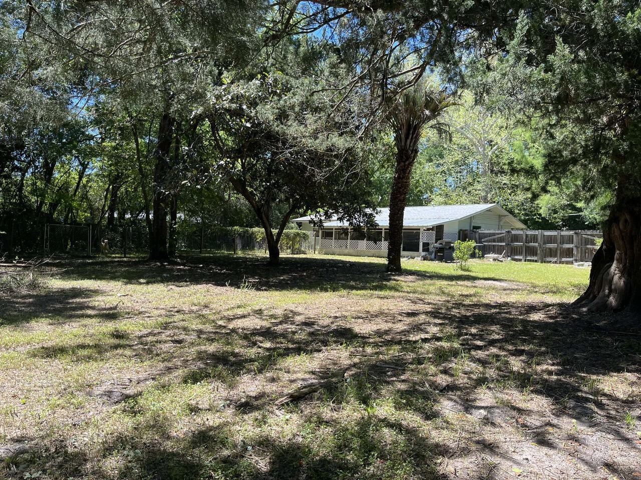 17451 Southside Ct - Photo 2 of 11