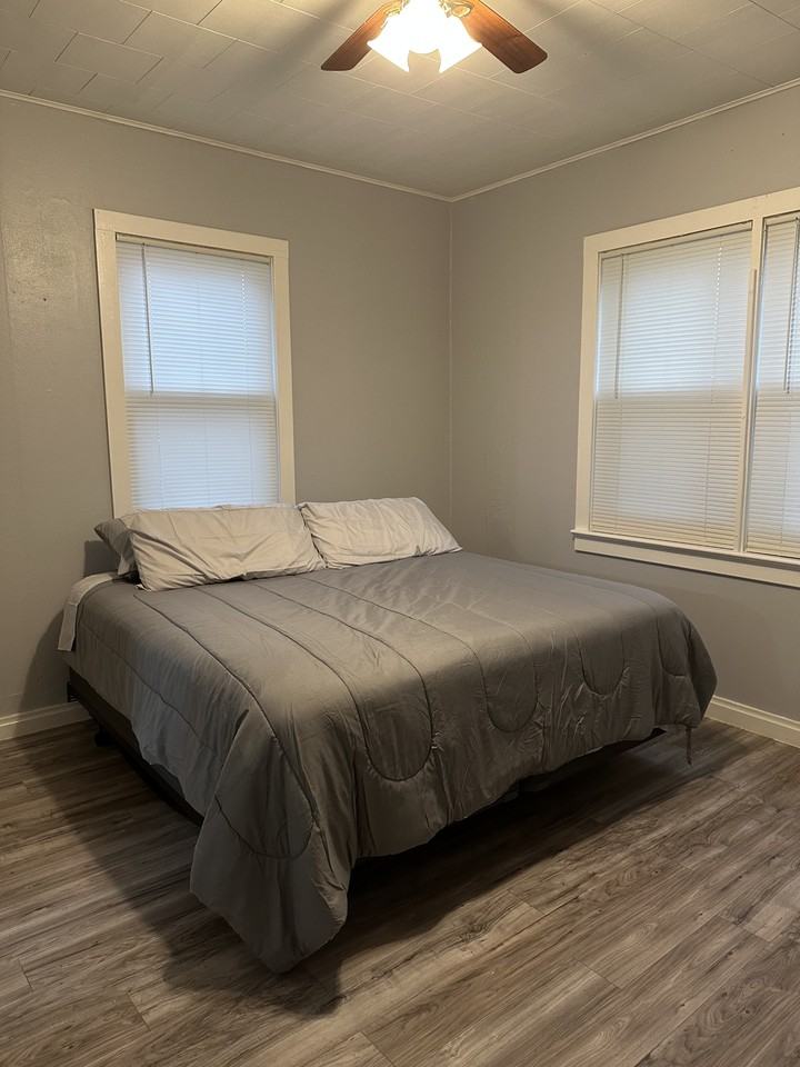 460 Bluff Dr - Photo 6 of 12