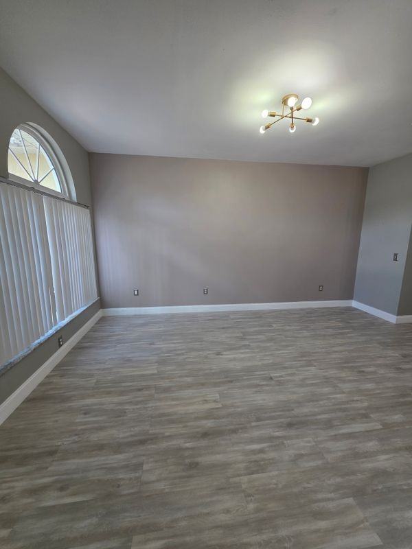 1634 Sand Hollow Ln - Photo 4 of 43