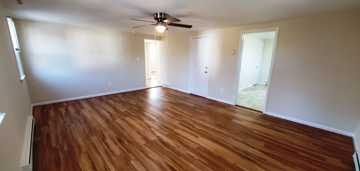 featured image of 221 Fletcher St ##2