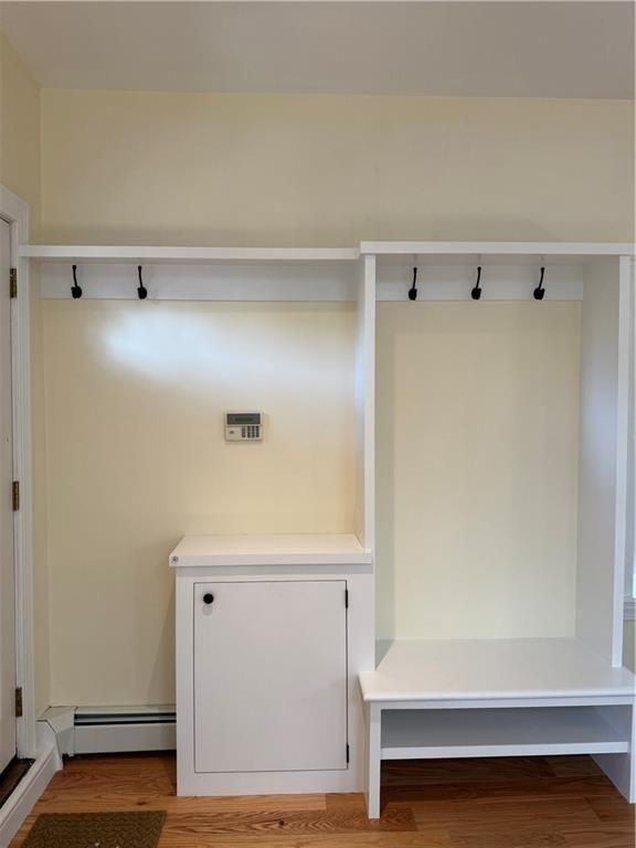 2 Burrs Ln - Photo 4 of 33