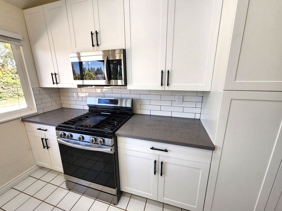 80 Lucas Ct - Photo 6 of 28