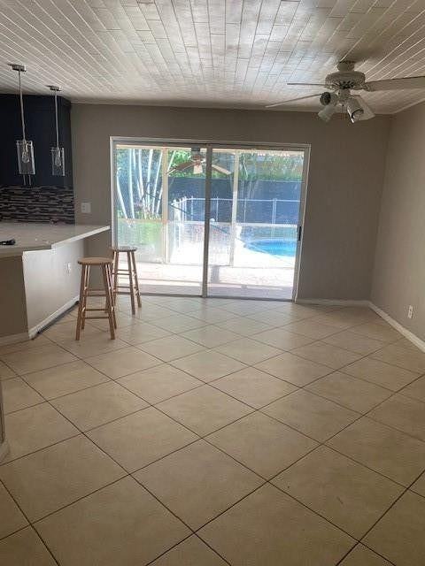 3157 Nw 69th Ct - Photo 4 of 5
