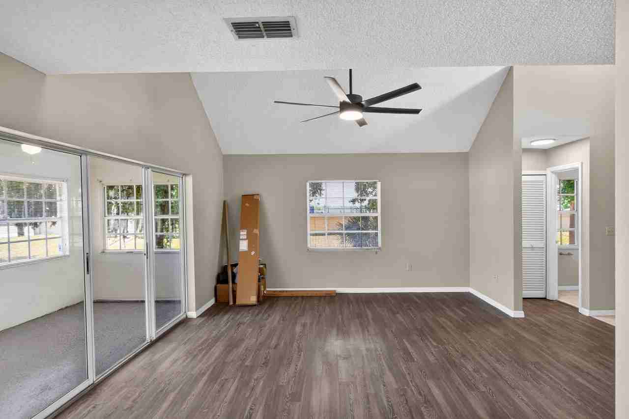 802 Arietta Cir N - Photo 6 of 41