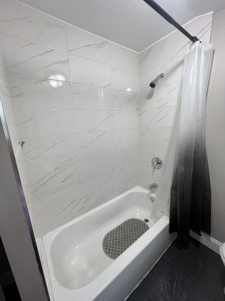 97 Lyons Ave #3 - Photo 6 of 7
