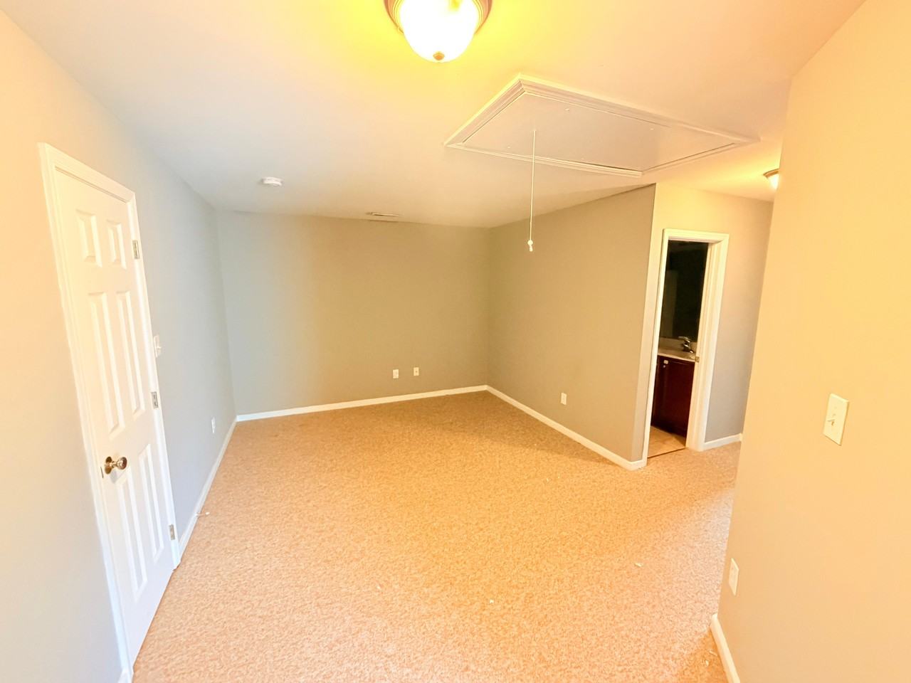 850 Parkland Pl #1 - Photo 3 of 11