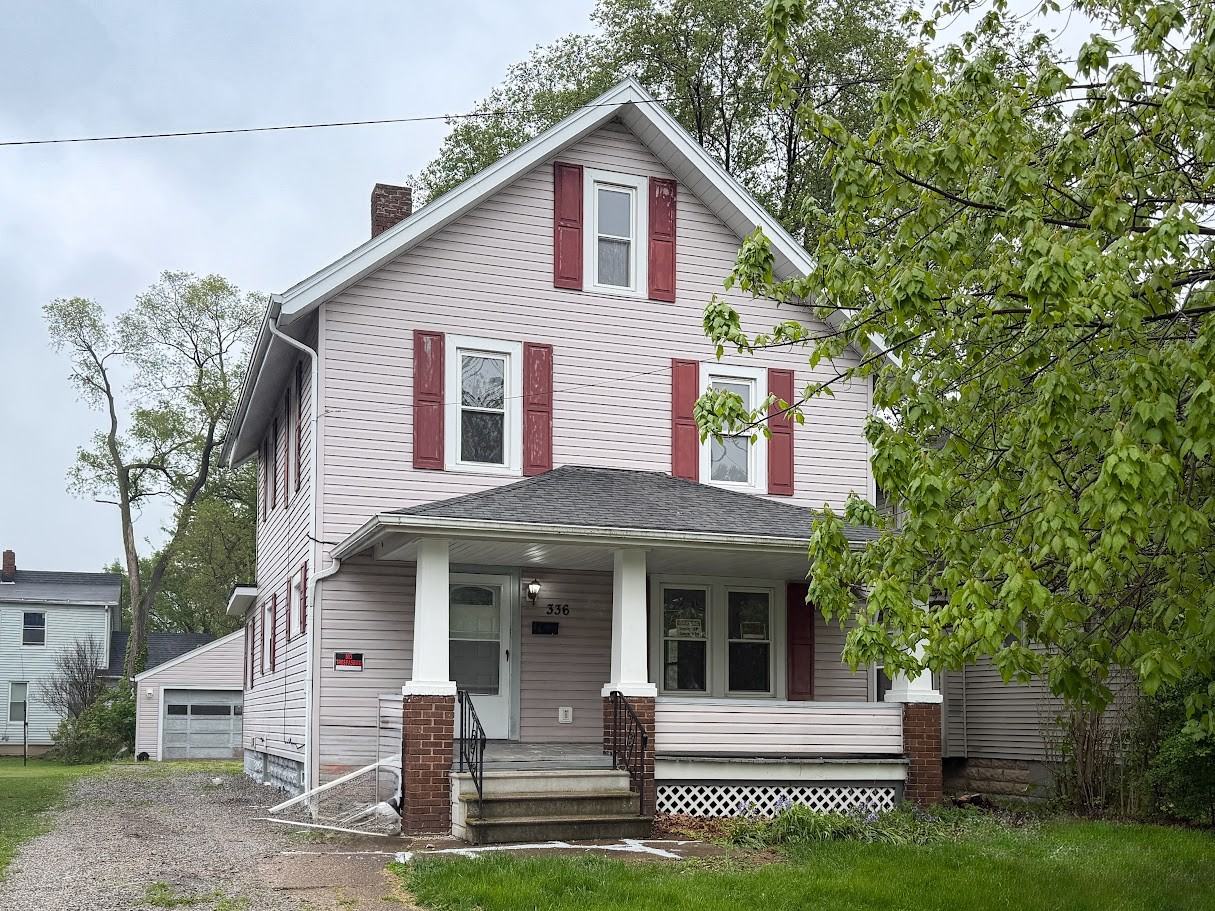 336 W 29th St