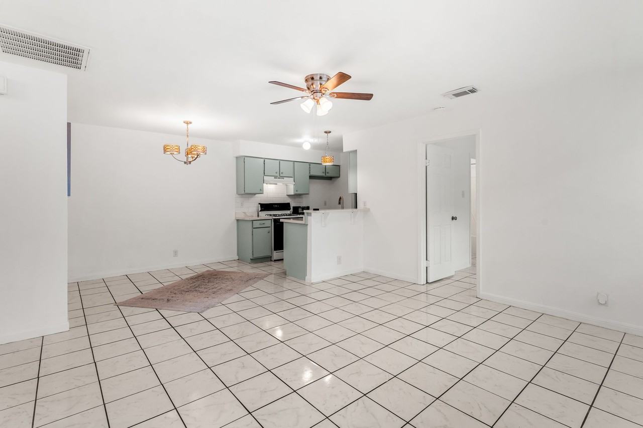 2501 Teri Rd #B - Photo 2 of 22
