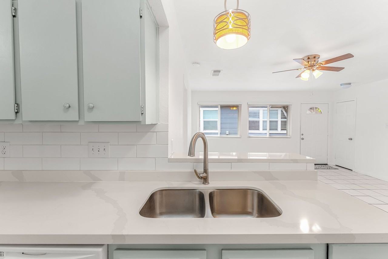 2501 Teri Rd #B - Photo 7 of 22