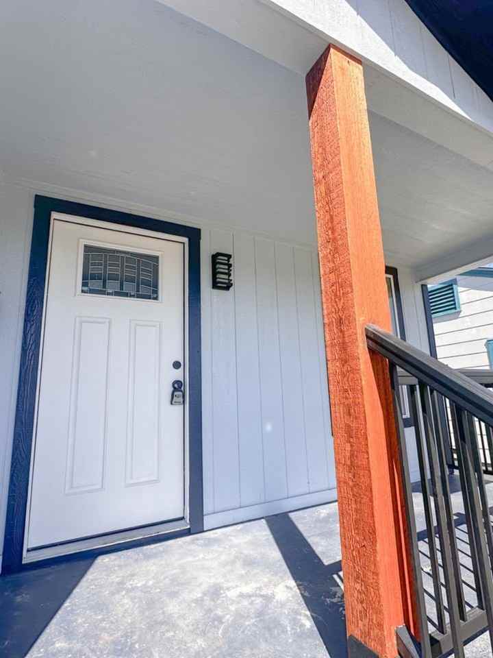 2609 Mitchell Ave - Photo 3 of 3