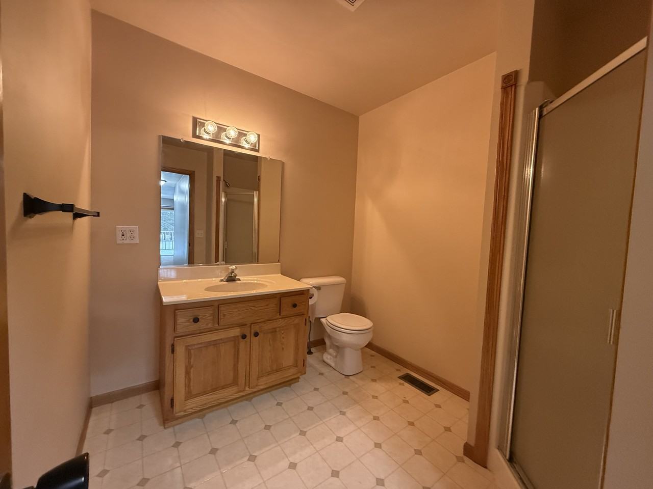 19048 66th Ave #19048 - Photo 7 of 12