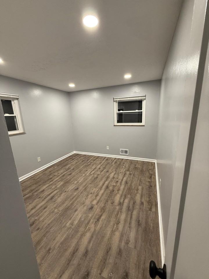 3814 Freedom Way #1 - Photo 3 of 12