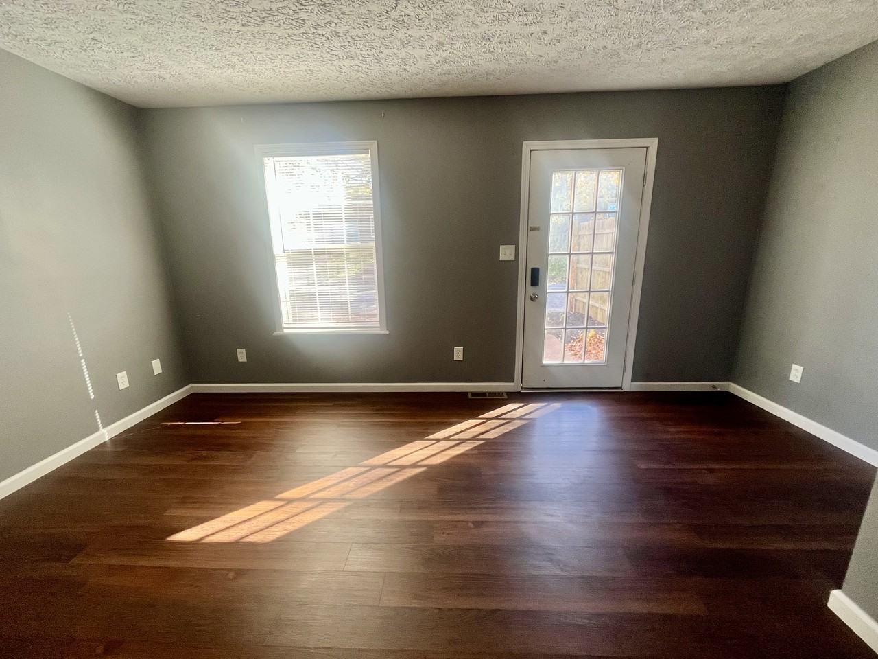 8 Thistlewood Ln #6 - Photo 6 of 10