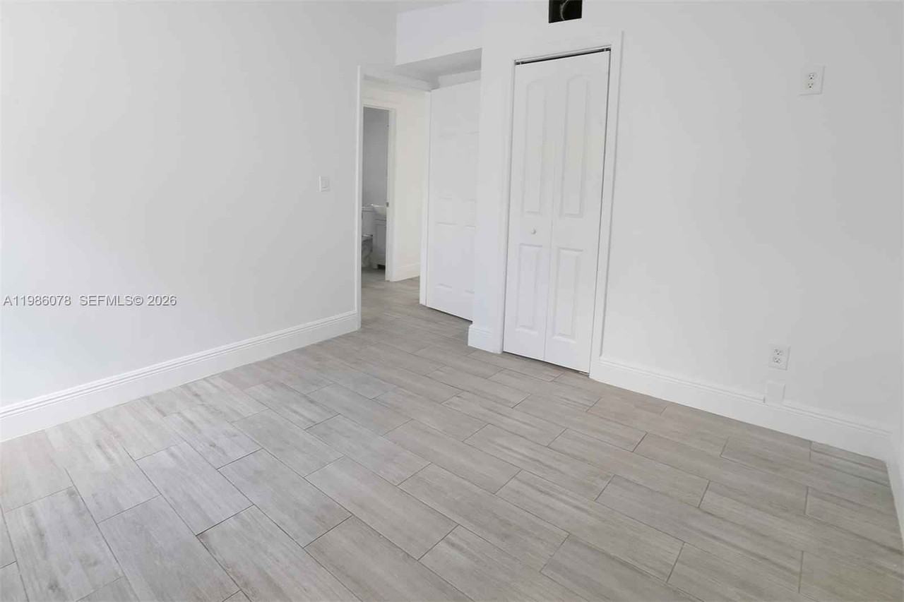 14260 Nw 22nd Pl - Photo 5 of 29