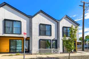 1907 W Elk Pl - Photo 1 of 1