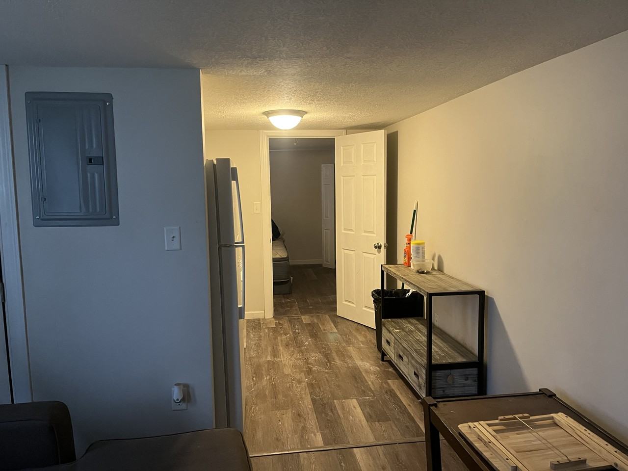 2111 Lawn Ave #9 - Photo 7 of 10