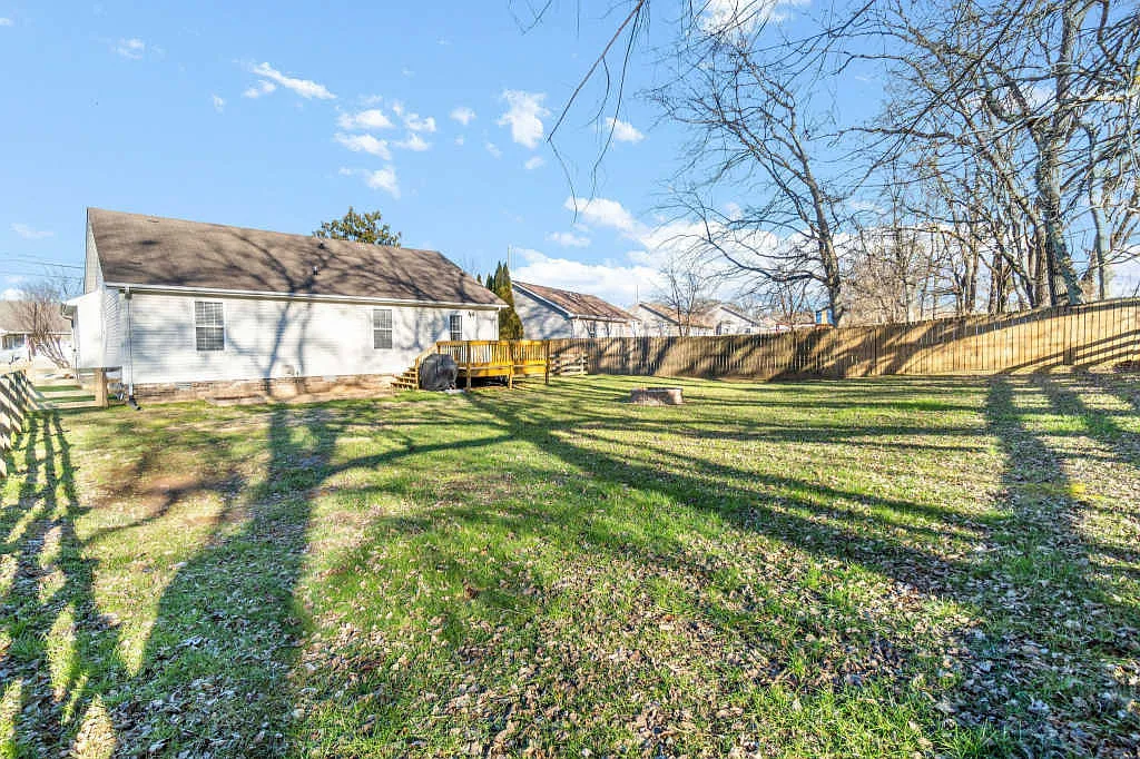 810 Buckhorn Dr - Photo 5 of 6