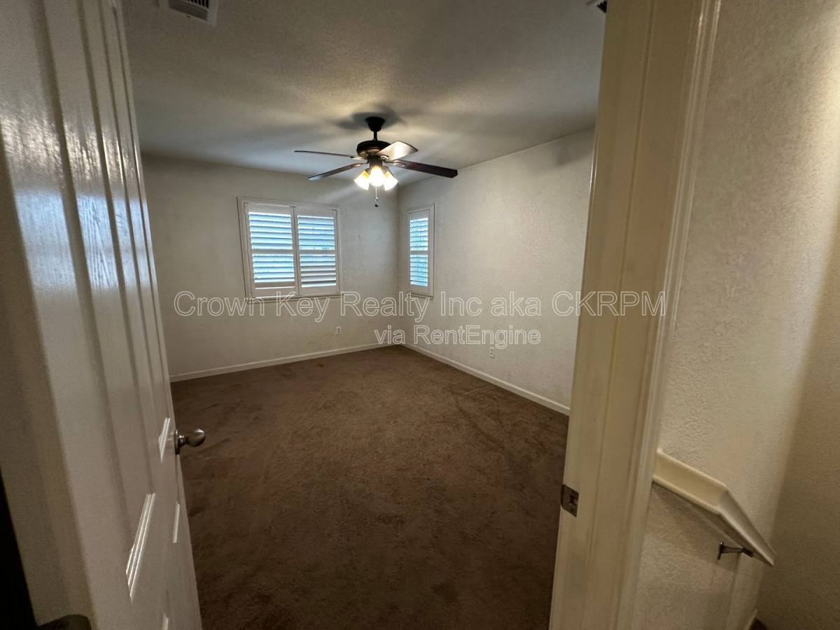2608 Greenleaf St - Photo 2 of 10