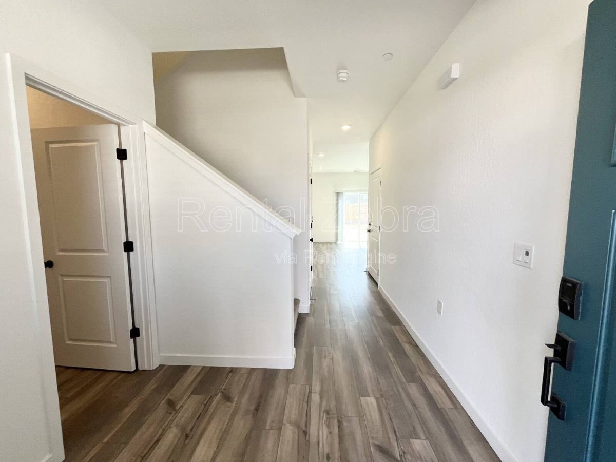 4626 Sami Jo Dr - Photo 3 of 10