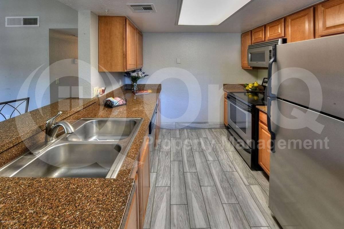 101 S Players Club Dr #10203 - Photo 6 of 10