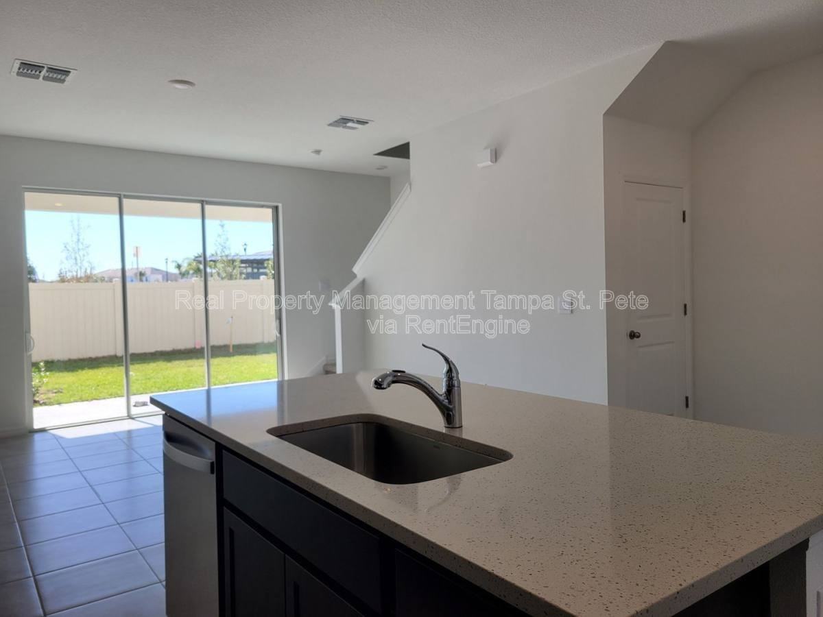31364 Midnight Sun Way - Photo 4 of 10