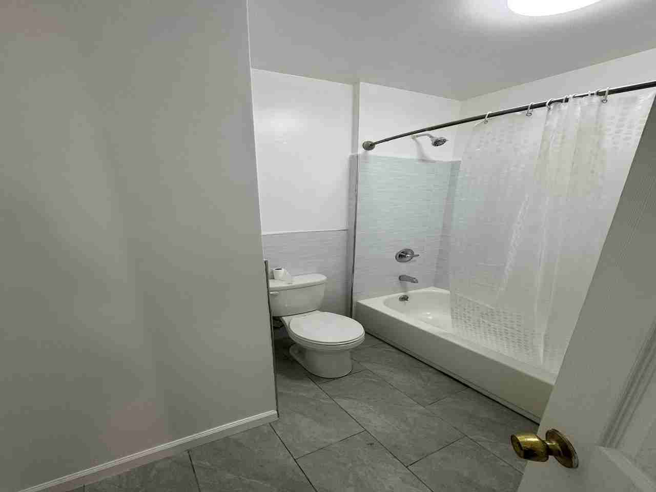 229 57th Street #3 - Photo 4 of 9