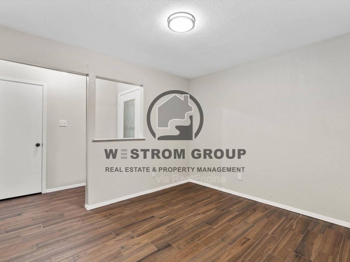 5402 Rimrock Ct - Photo 3 of 10