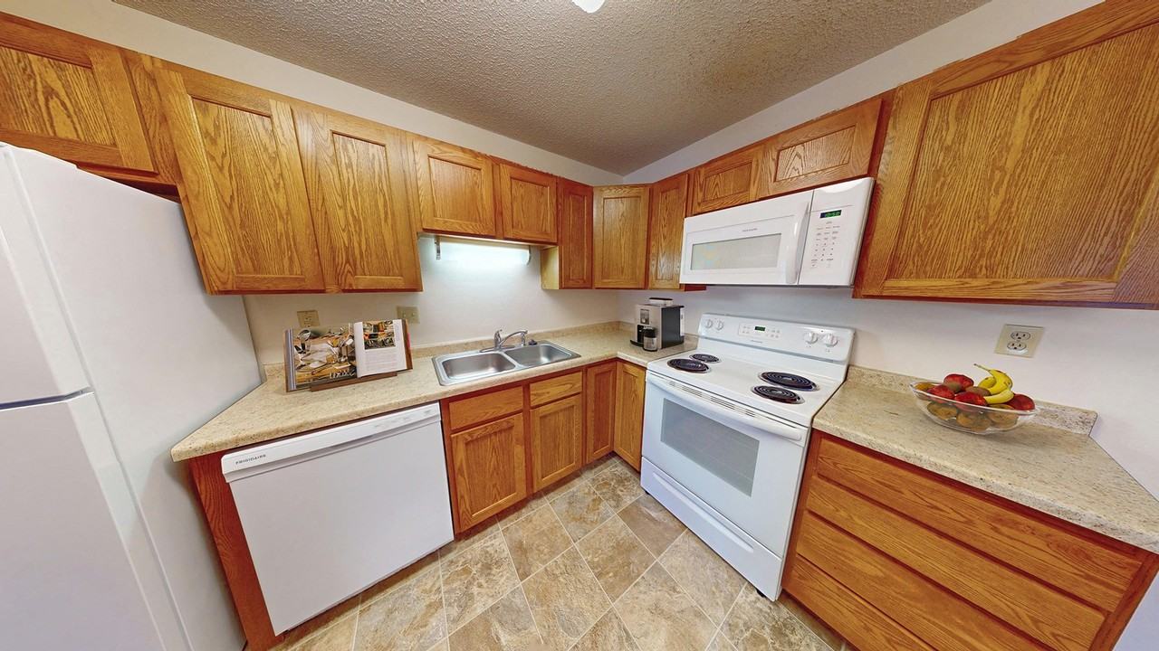 Woodridge - Photo 4 of 19