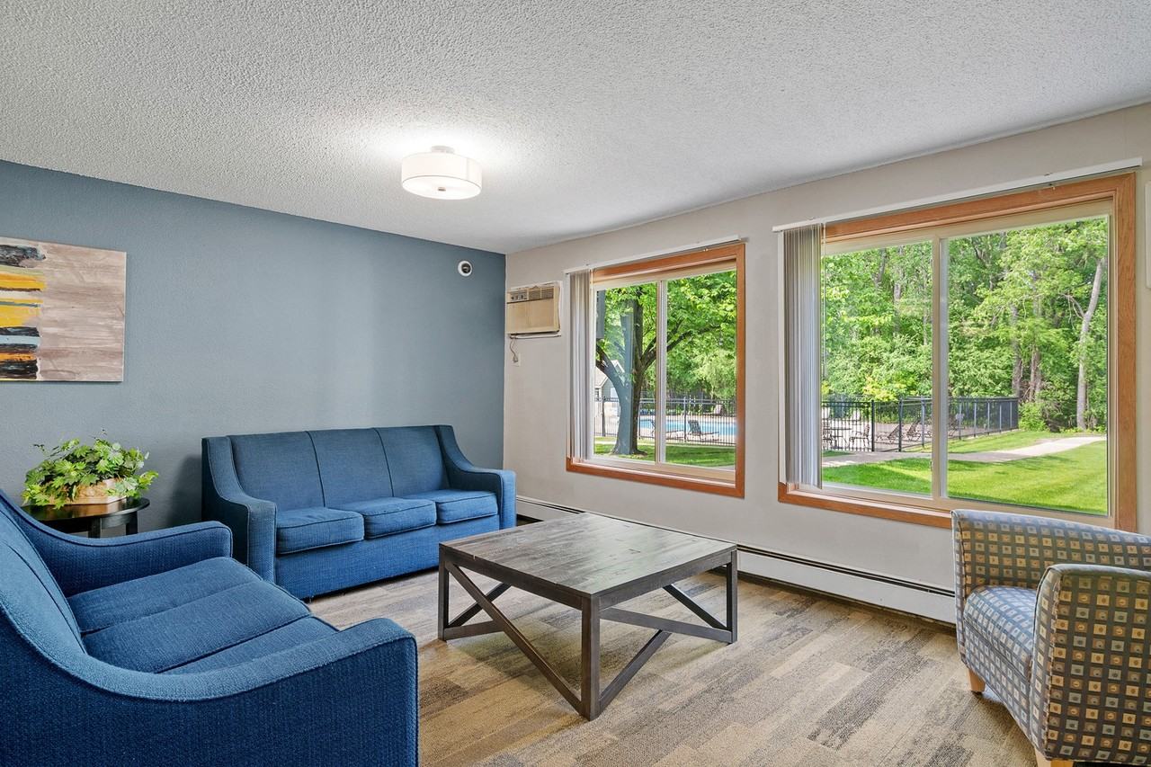 Woodridge - Photo 6 of 19