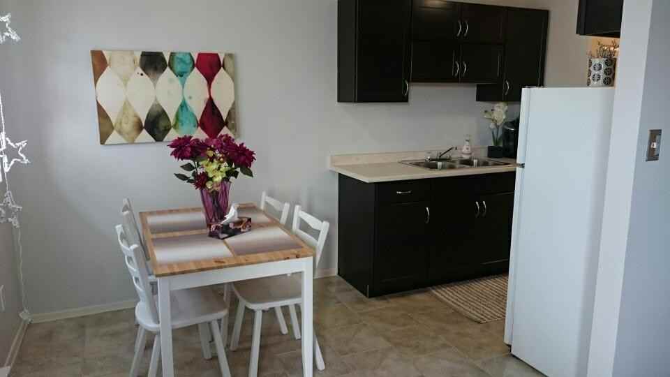 Barrydowne Apartments - Photo 3 of 8