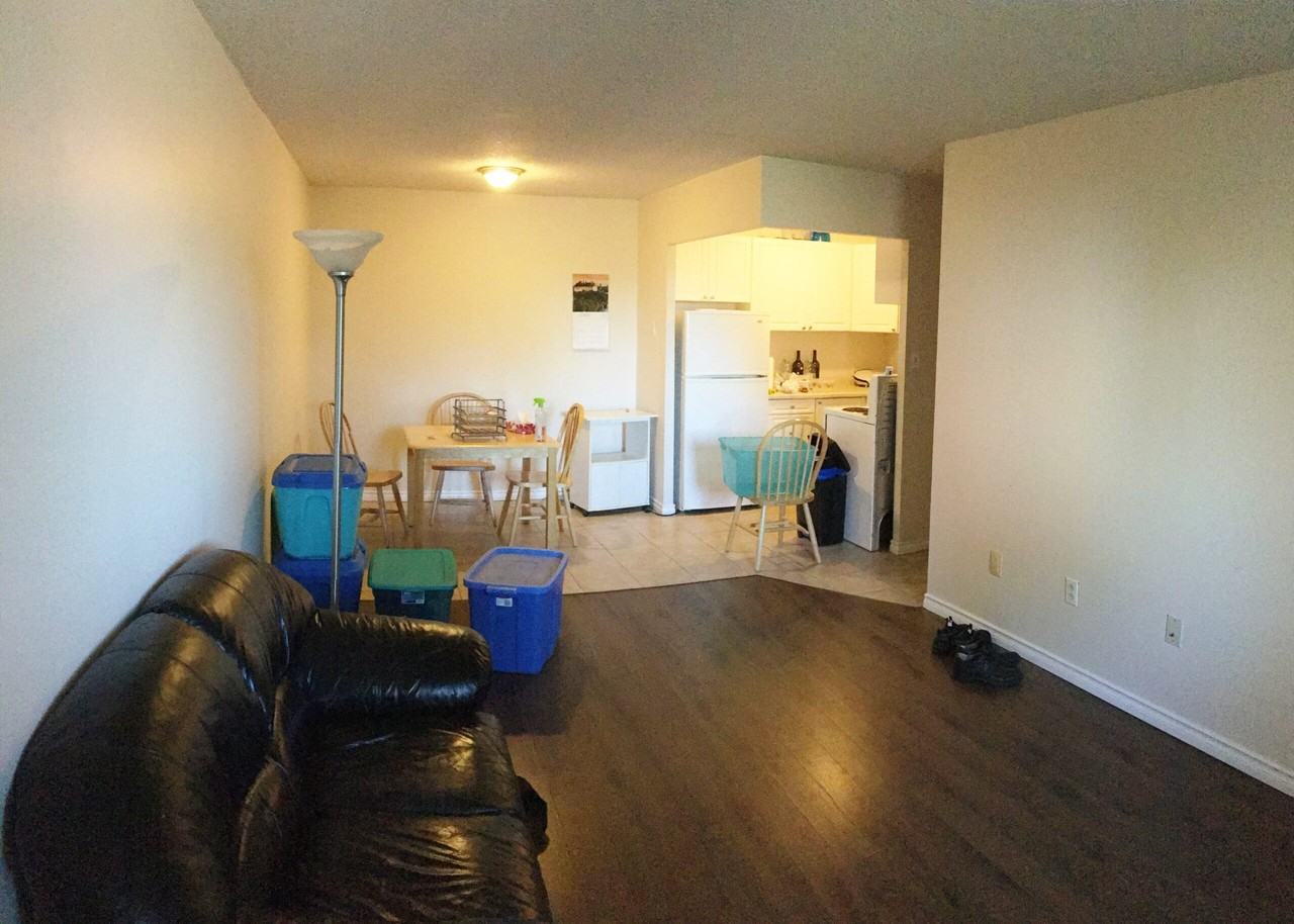 Regent Court Apartments - Photo 2 of 10