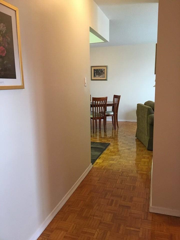 Regent Court Apartments - Photo 4 of 10