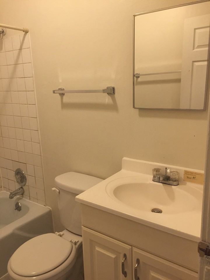 2416 Sherman Ave #4 - Photo 7 of 12
