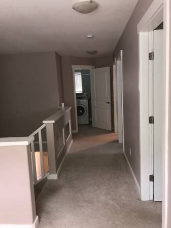 8409 209 St - Photo 4 of 9