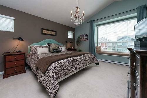 8409 209 St - Photo 5 of 9