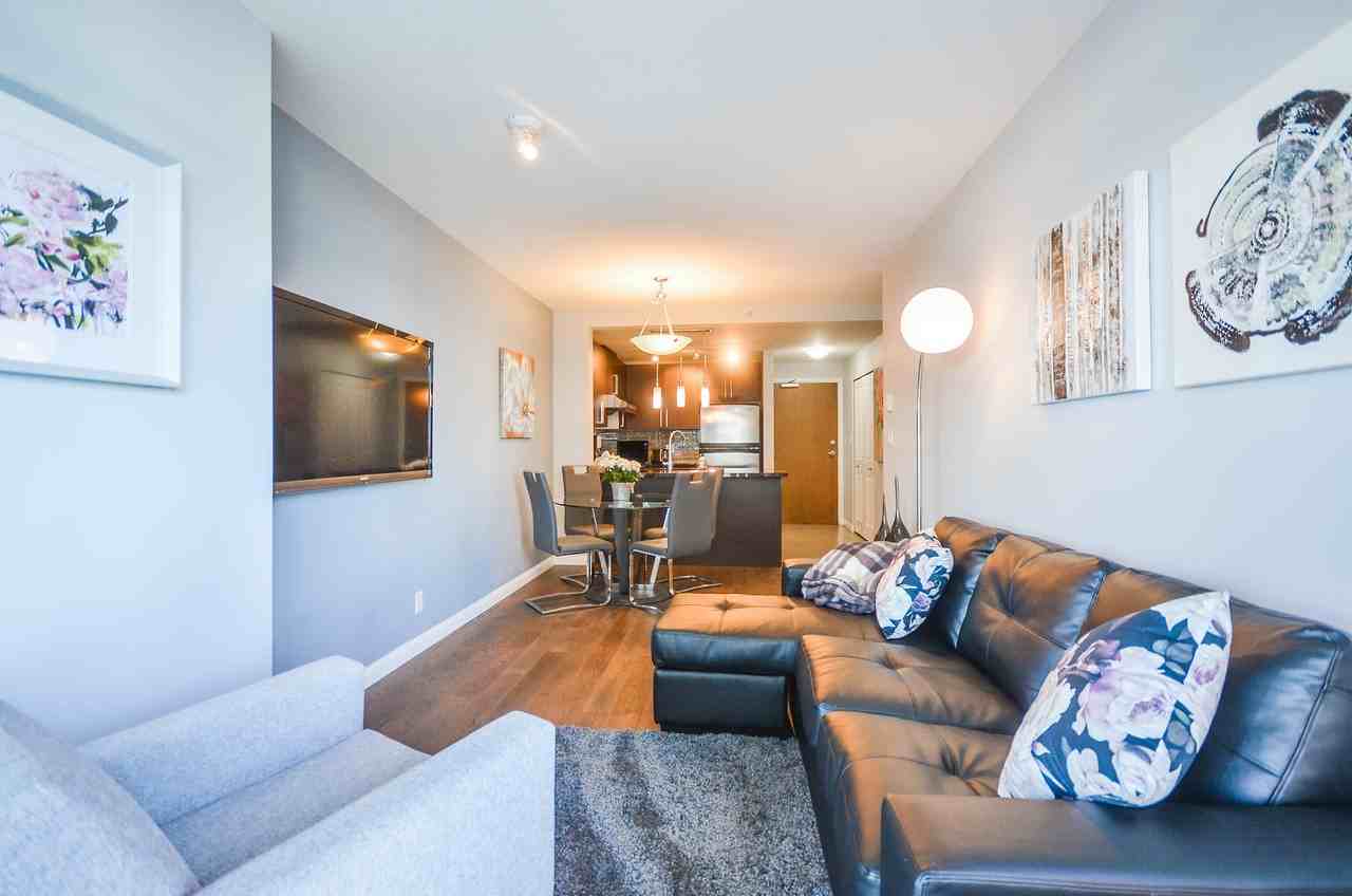 888 Carnarvon St - Photo 6 of 17