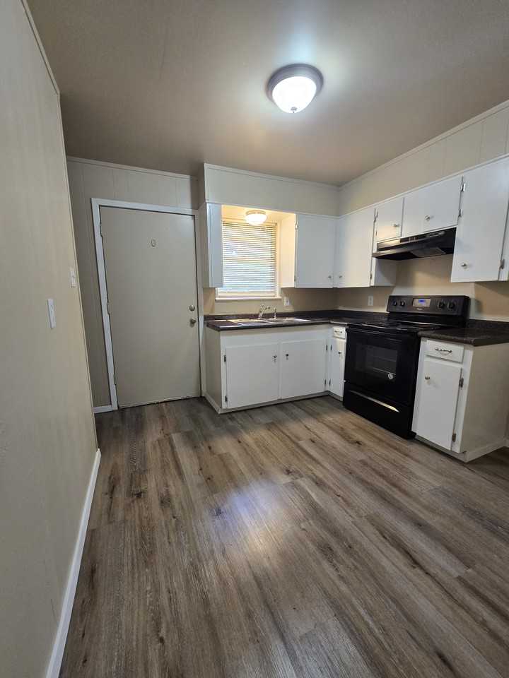 11618 W 1st Ave #108 - Photo 4 of 10
